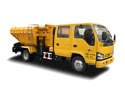 五十铃自装卸式垃圾车